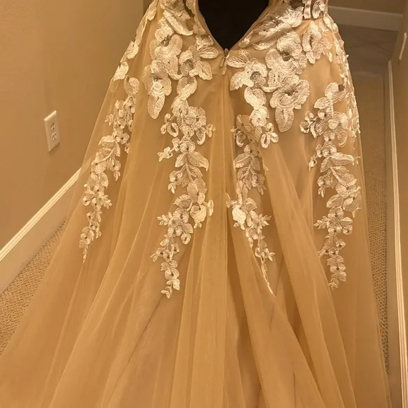 Strapless Gown with White Floral Details - Picture 9 of 15